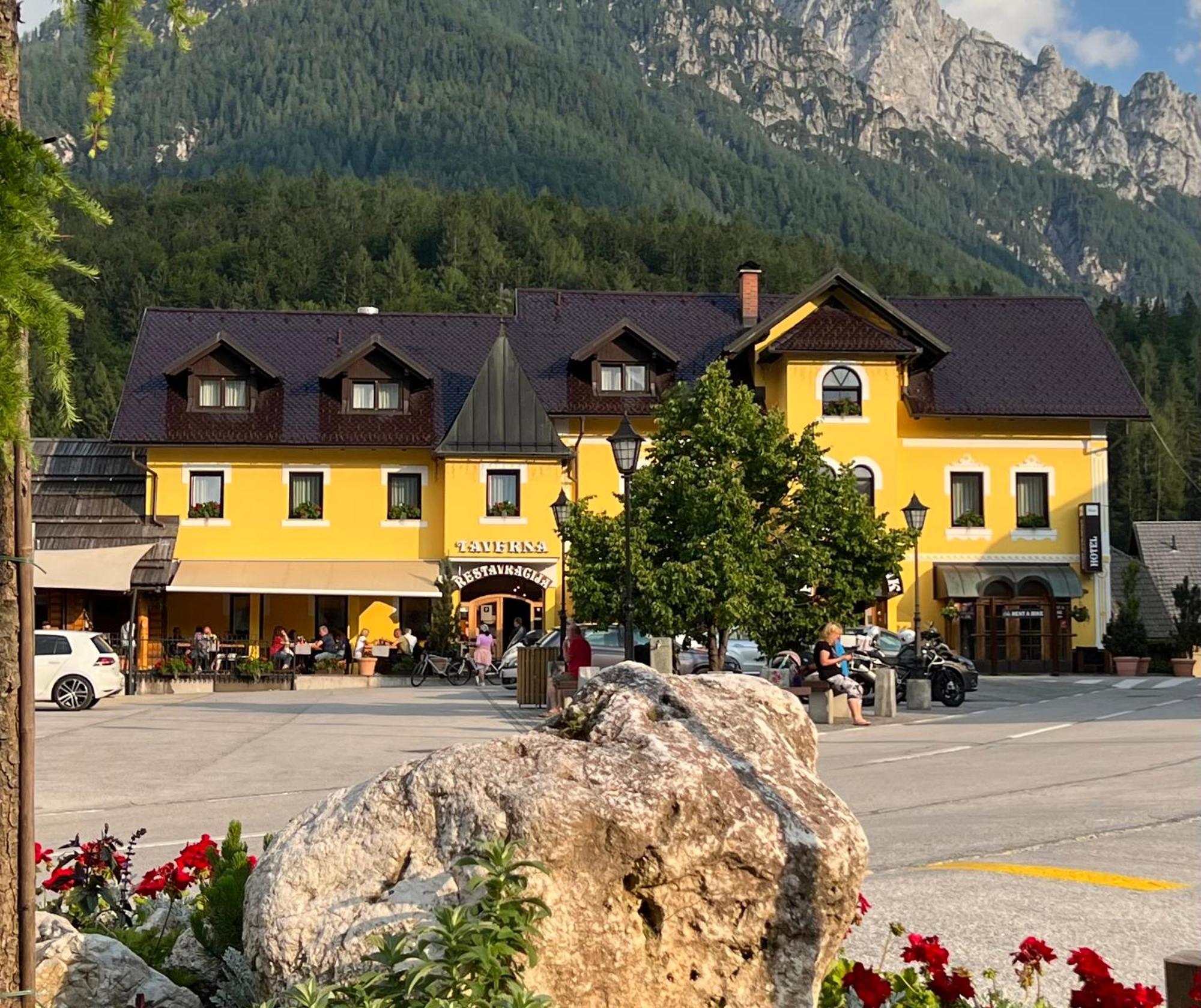 Hotel Kotnik Superior - Small & Beautiful Kranjska Gora Exterior photo